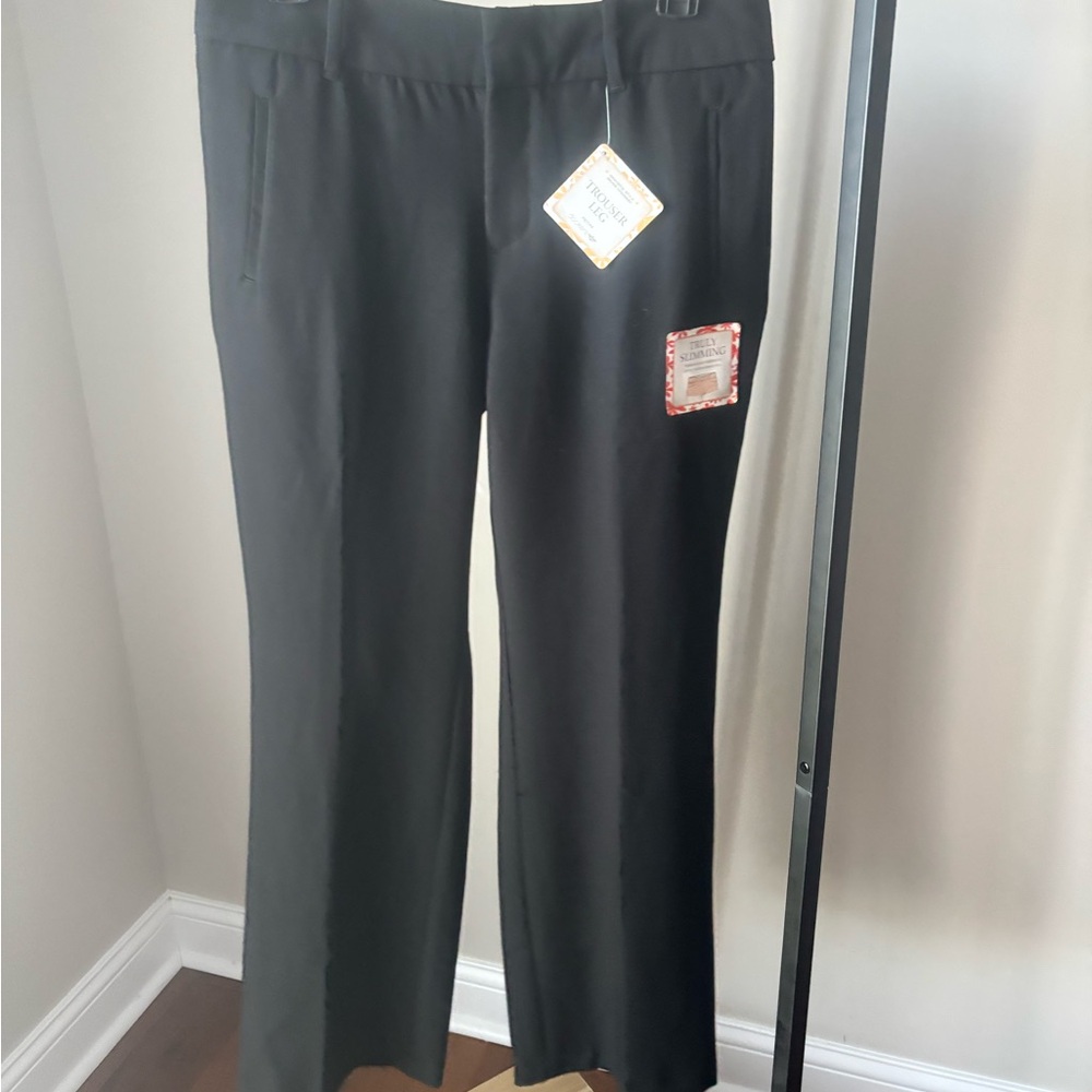 Dockers Black Dress Pants trouser leg slimming size 10 petite NWT
